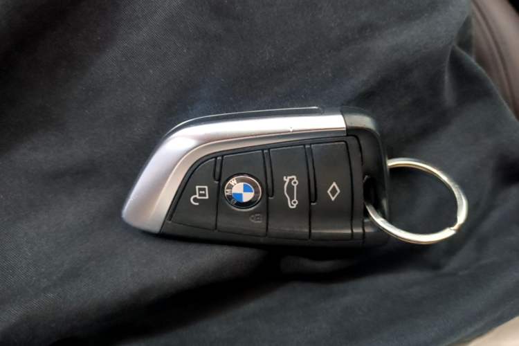 Used BMW X3 2020 xDrive28i Luxury Package Vehicle Key