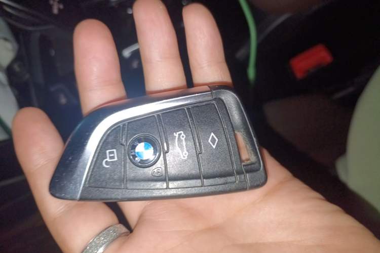 Used BMW X3 2020 xDrive25i Luxury Package Vehicle Key