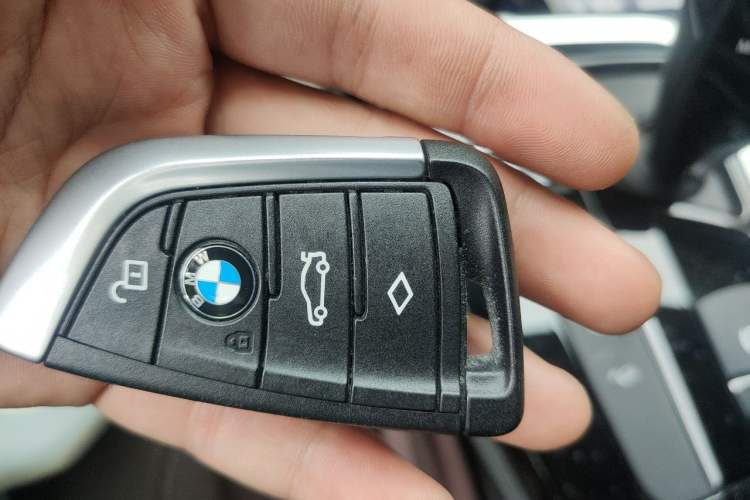 Used BMW X3 2020 xDrive30i Luxury Model with M Sport Package Vehicle Key