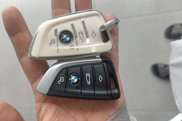 Used BMW X3 2020 xDrive30i Luxury Model with M Sport Package Vehicle Key