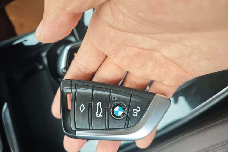 Used BMW X3 2020 xDrive25i Luxury Package Vehicle Key