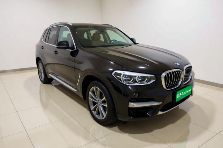 Used BMW X3 2020 xDrive25i Luxury Package Front Right 45 Deg