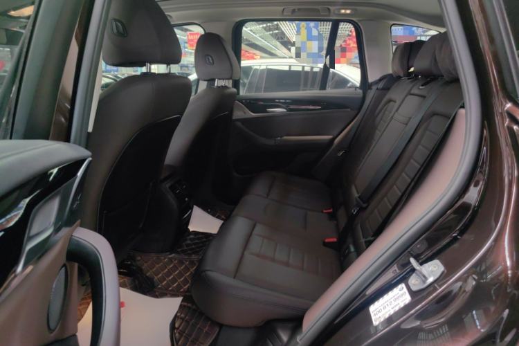 Used BMW X3 2020 xDrive25i Luxury Package Interior 2