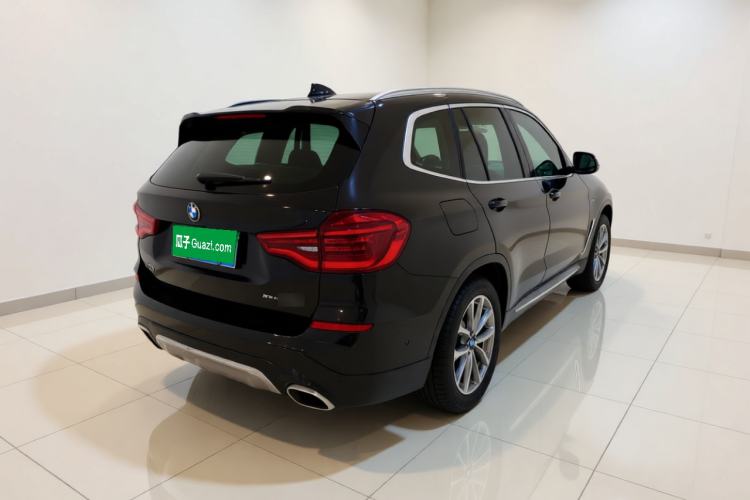 Used BMW X3 2020 xDrive25i Luxury Package Rear Right 45 Deg