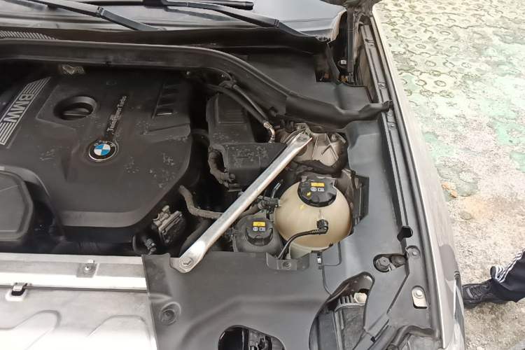 Used BMW X3 2020 xDrive28i Luxury Package Engine Bay Left
