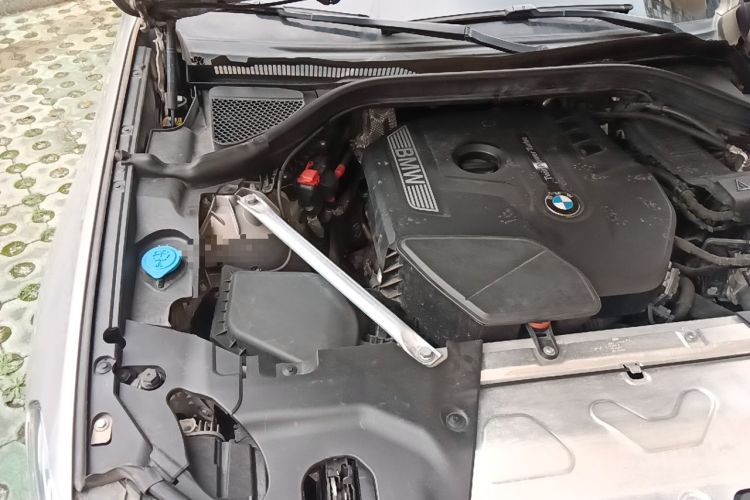 Used BMW X3 2020 xDrive28i Luxury Package Engine Bay Right