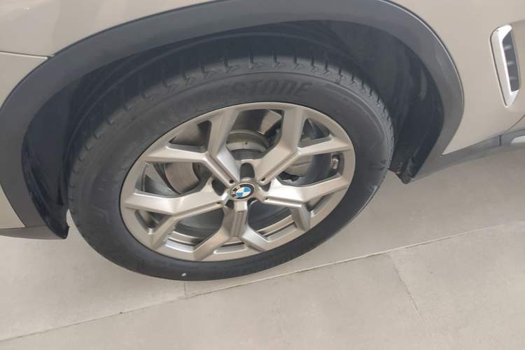 Used BMW X3 2020 xDrive28i Luxury Package Exterior 4