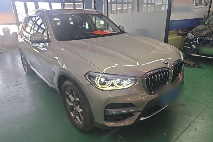 Used BMW X3 2020 xDrive28i Luxury Package Front Right 45 Deg