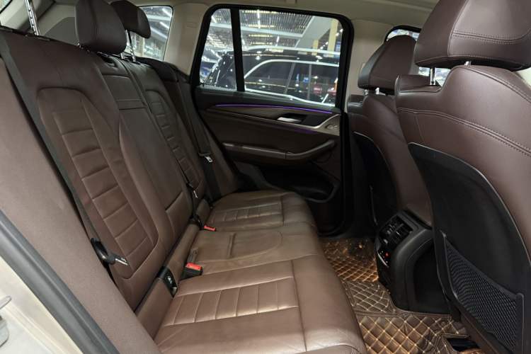 Used BMW X3 2020 xDrive28i Luxury Package Interior 10