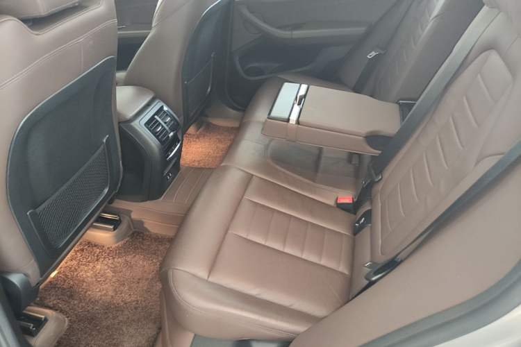 Used BMW X3 2020 xDrive28i Luxury Package Left Rear Seat