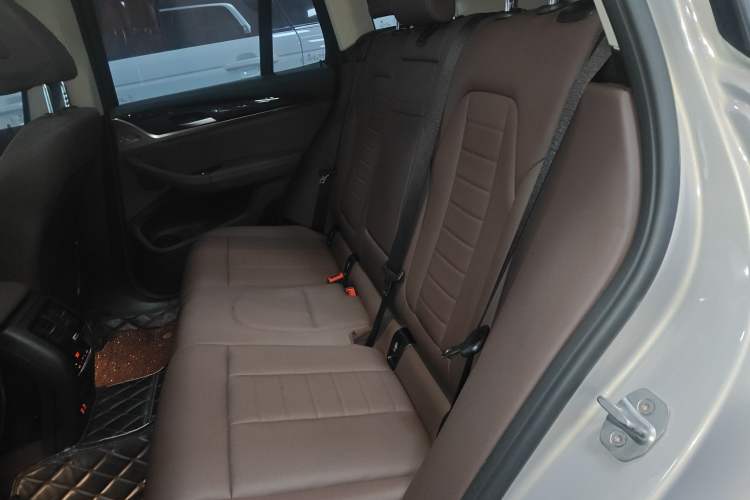 Used BMW X3 2020 xDrive25i Luxury Package Left Rear Seat