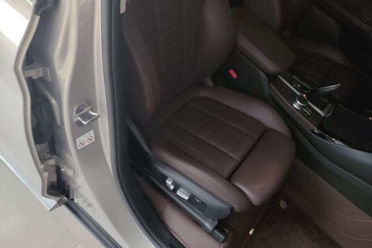 Used BMW X3 2020 xDrive28i Luxury Package Right Front Seat