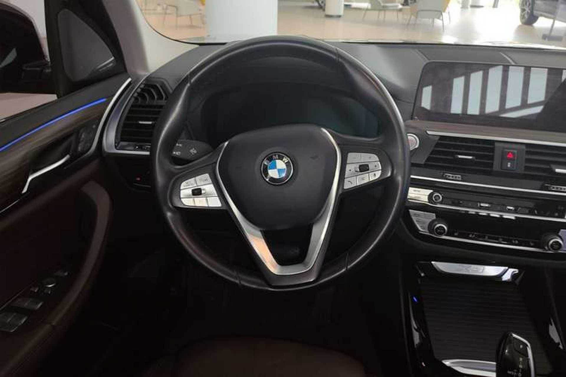 Used BMW X3 2020 xDrive28i Luxury Package Steering Wheel