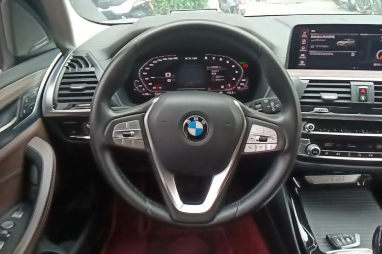 Used BMW X3 2020 xDrive28i Luxury Package Steering Wheel