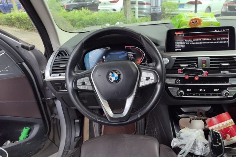 Used BMW X3 2020 xDrive28i Luxury Package Steering Wheel
