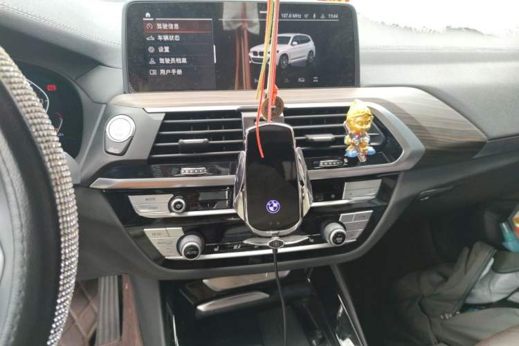 Used BMW X3 2020 xDrive28i M Sport Package Audio And AC Panel