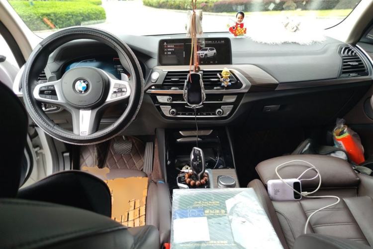 Used BMW X3 2020 xDrive28i M Sport Package Center Console
