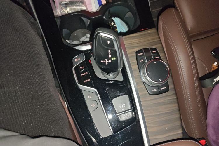 Used BMW X3 2020 xDrive28i Luxury Package Gear Lever