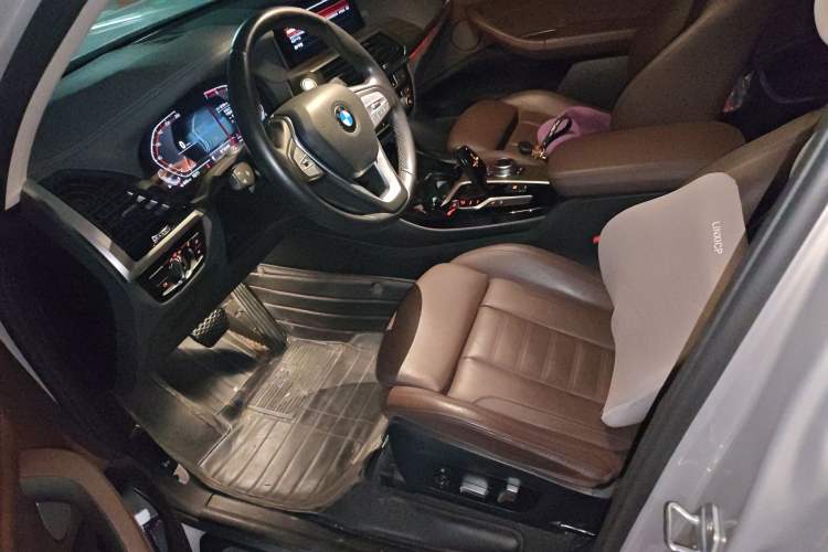 Used BMW X3 2020 xDrive28i Luxury Package Left Front Seat