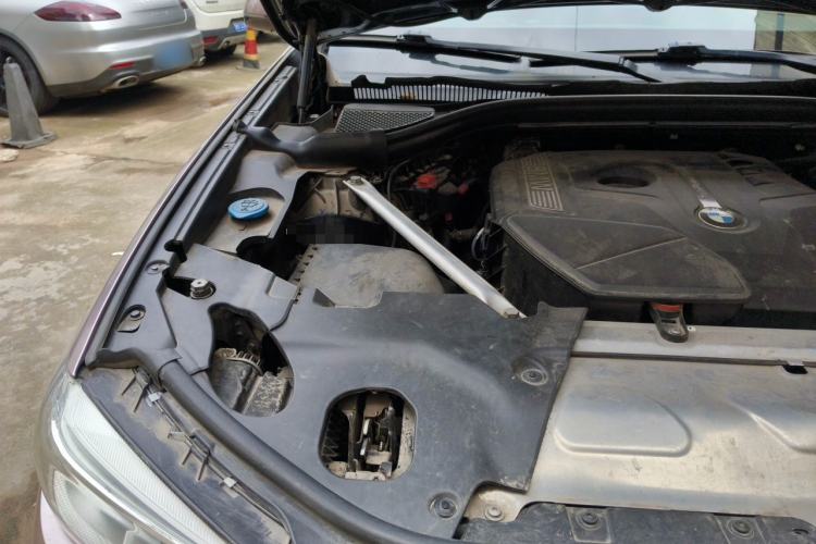 Used BMW X3 2020 xDrive25i M Sport Package Engine Bay Right