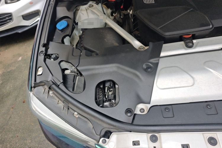 Used BMW X3 2020 xDrive25i M Sport Package Engine Bay Right