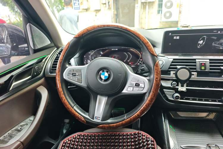 Used BMW X3 2020 xDrive25i M Sport Package Steering Wheel