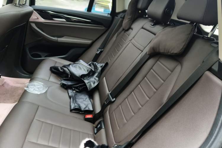 Used BMW X3 2020 xDrive25i M Sport Package Left Rear Seat