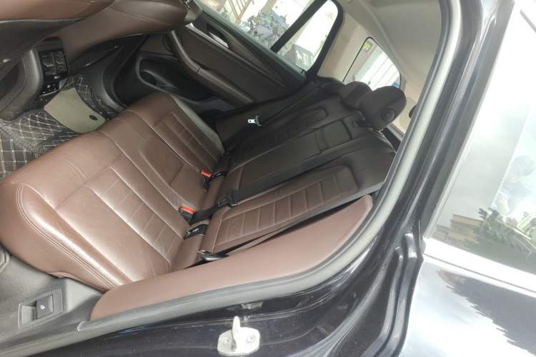 Used BMW X3 2020 xDrive28i M Sport Package Left Rear Seat