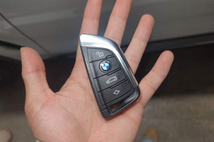 Used BMW X3 2020 xDrive28i Luxury Package Vehicle Key