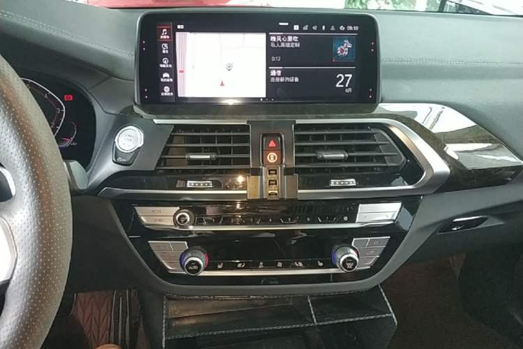Used BMW X3 2020 xDrive30i Luxury Model with M Sport Package Audio And AC Panel