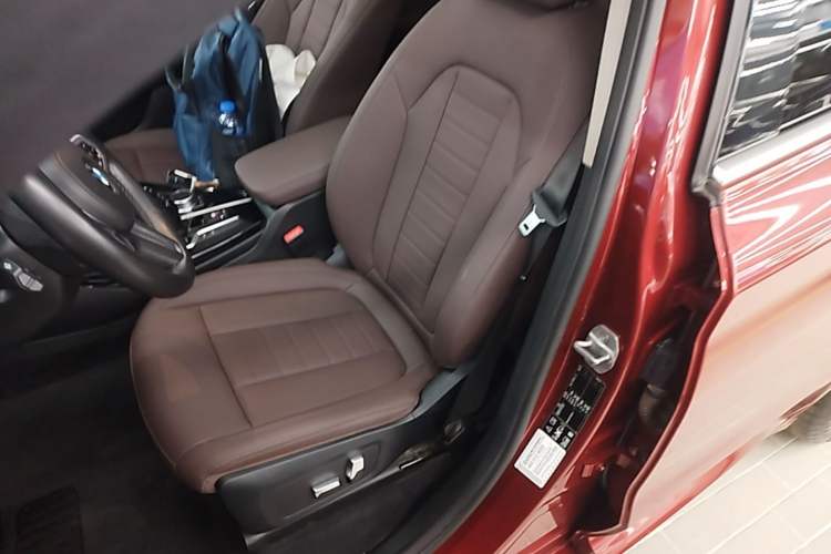 Used BMW X3 2020 xDrive25i M Sport Package Left Front Seat