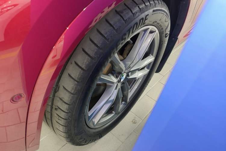 Used BMW X3 2020 xDrive25i M Sport Package Left Front Wheel Hub