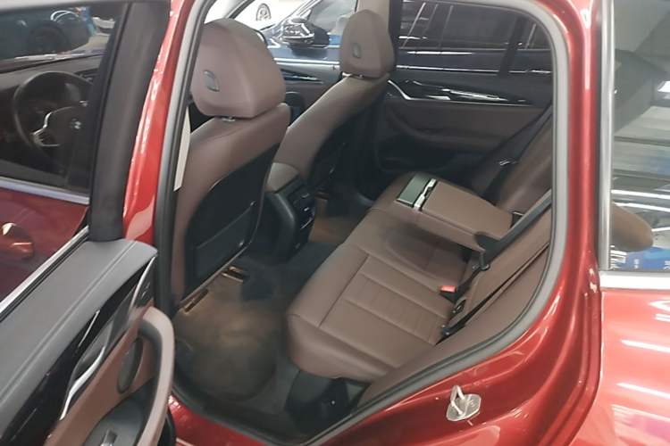 Used BMW X3 2020 xDrive25i M Sport Package Left Rear Seat