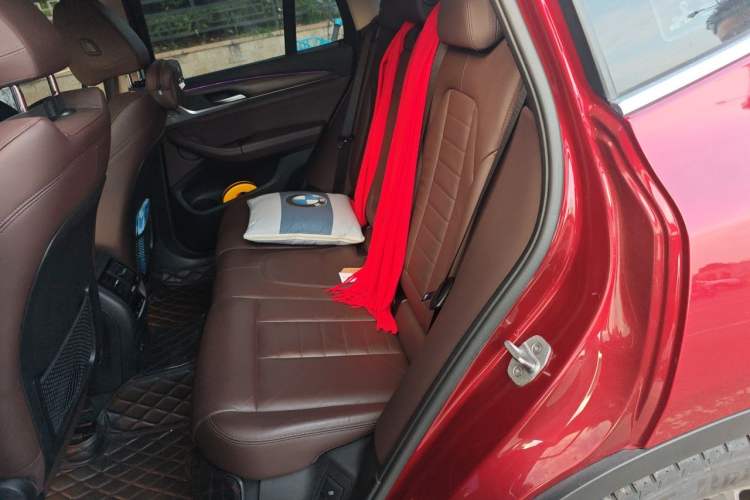 Used BMW X3 2020 xDrive28i Luxury Package Left Rear Seat