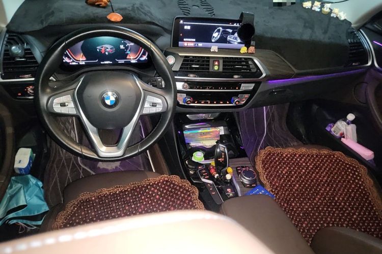 Used BMW X3 2020 xDrive28i Luxury Package Center Console