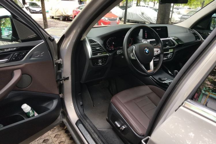 Used BMW X3 2020 xDrive25i Luxury Package Driver Seat