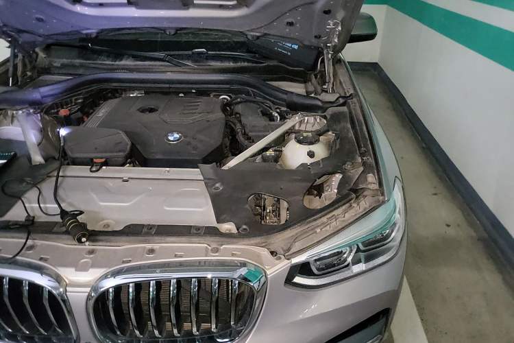 Used BMW X3 2020 xDrive28i Luxury Package Engine Bay Left