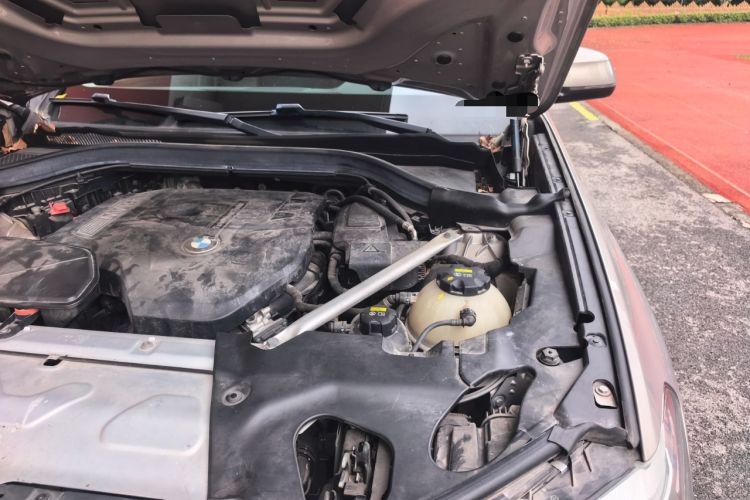 Used BMW X3 2020 xDrive28i Luxury Package Engine Bay Left