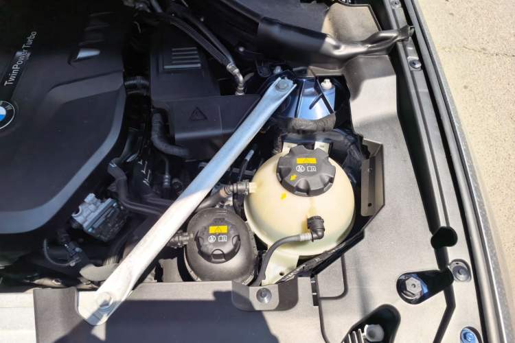 Used BMW X3 2020 xDrive28i M Sport Package Engine Bay Left