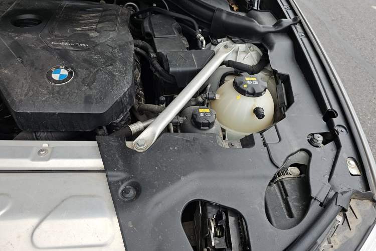 Used BMW X3 2020 xDrive28i M Sport Package Engine Bay Left