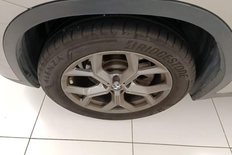 Used BMW X3 2020 xDrive28i Luxury Package Exterior 4