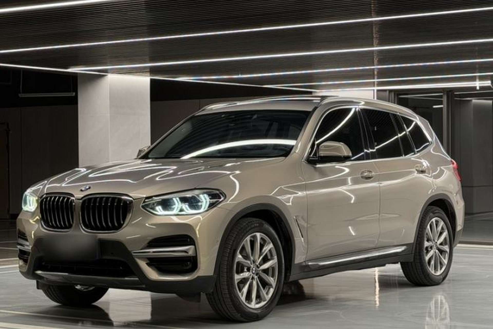 Used BMW X3 2020 xDrive25i Luxury Package Front Left 45 Deg