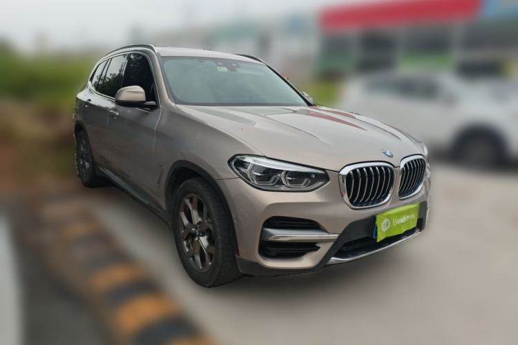Used BMW X3 2020 xDrive28i Luxury Package Front Right 45 Deg