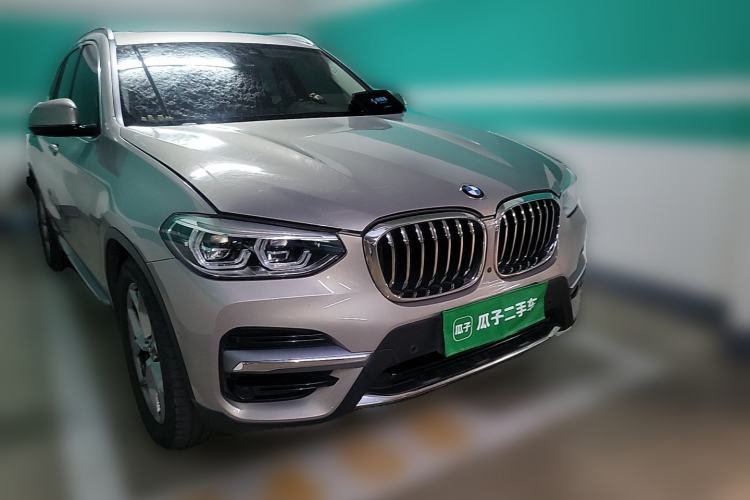 Used BMW X3 2020 xDrive28i Luxury Package Front Right 45 Deg