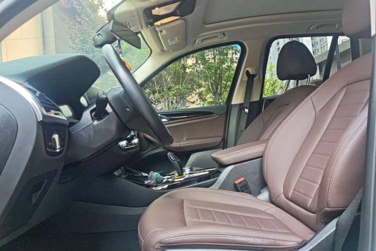 Used BMW X3 2020 xDrive25i Luxury Package Left Front Seat