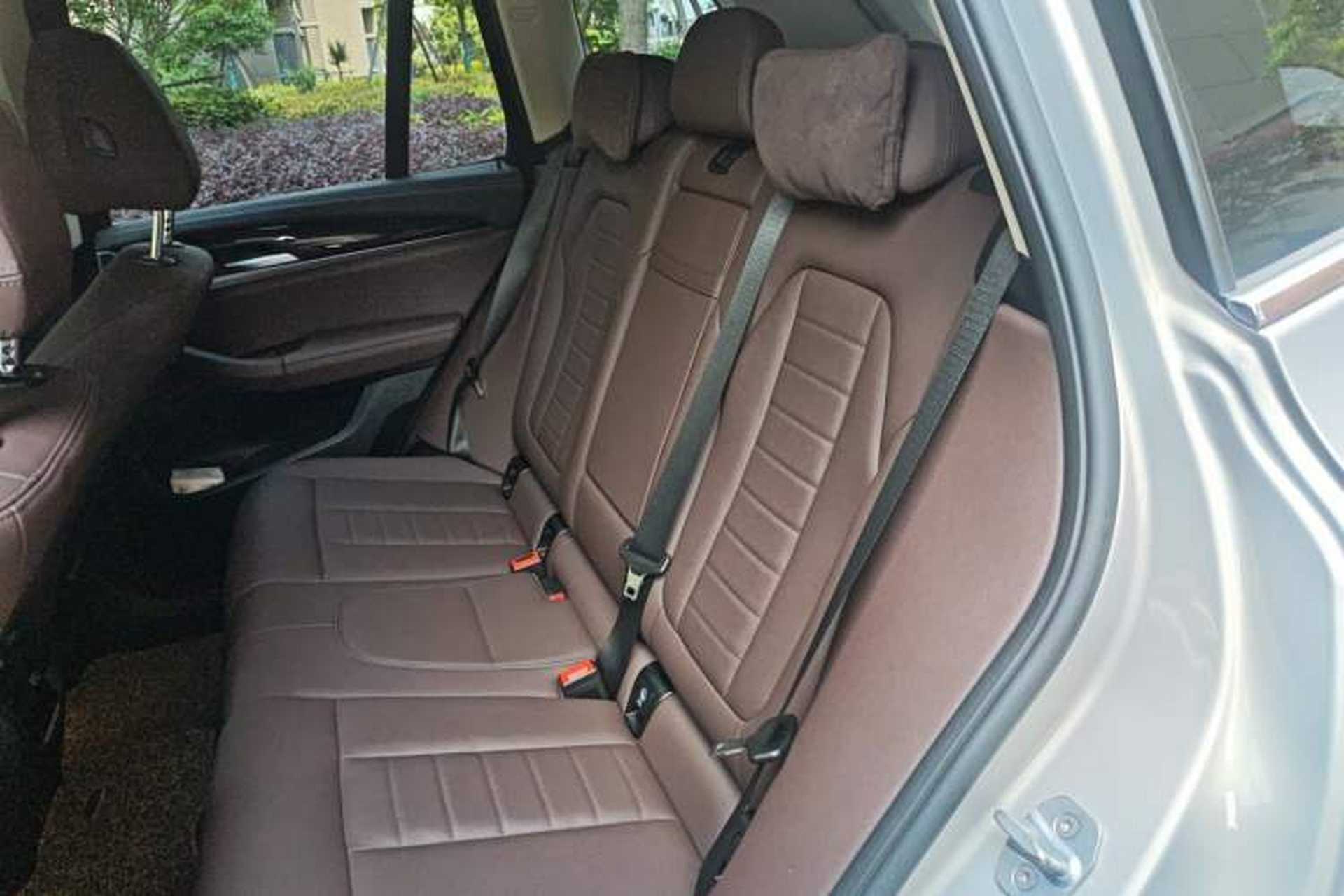 Used BMW X3 2020 xDrive25i Luxury Package Left Rear Seat