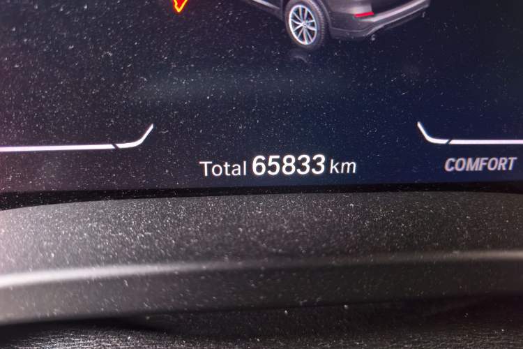 Used BMW X3 2020 xDrive28i Luxury Package Odometer Close Up