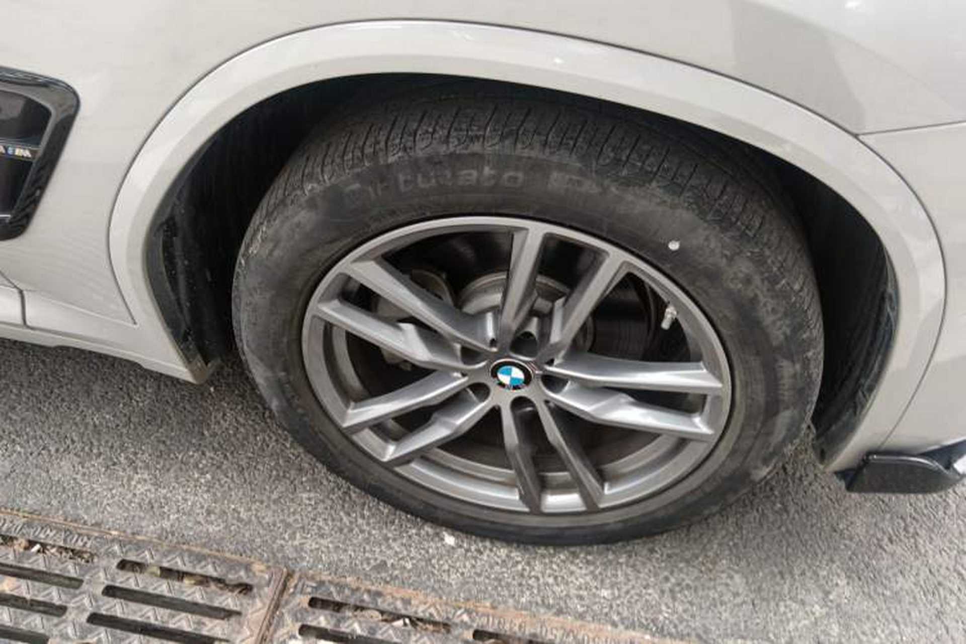Used BMW X3 2020 xDrive28i M Sport Package Right Front Wheel Hub