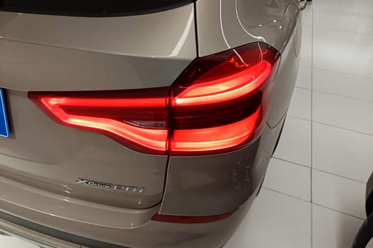 Used BMW X3 2020 xDrive28i Luxury Package Right Rear Taillight