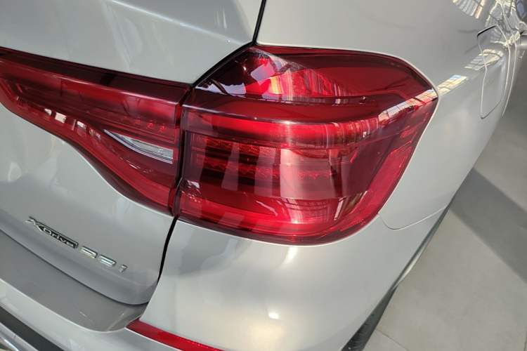 Used BMW X3 2020 xDrive28i Luxury Package Right Rear Taillight